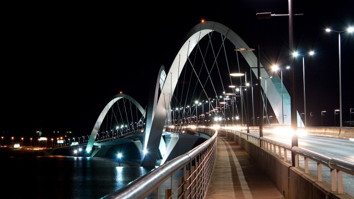 Самые необычные пешеходные мосты мира, 20 фото