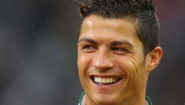 10 самых высокооплачиваемых футболистов мира, 20 фото