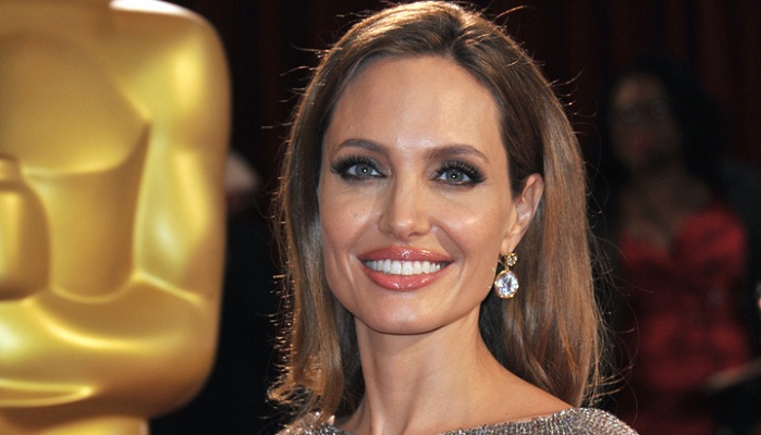 Самые интересные факты про Анджелину Джоли, 20 фото
