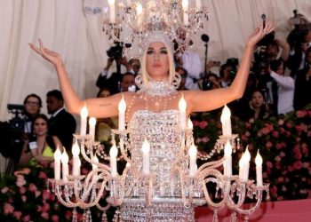 20 самых нелепых нарядов иностранных звезд