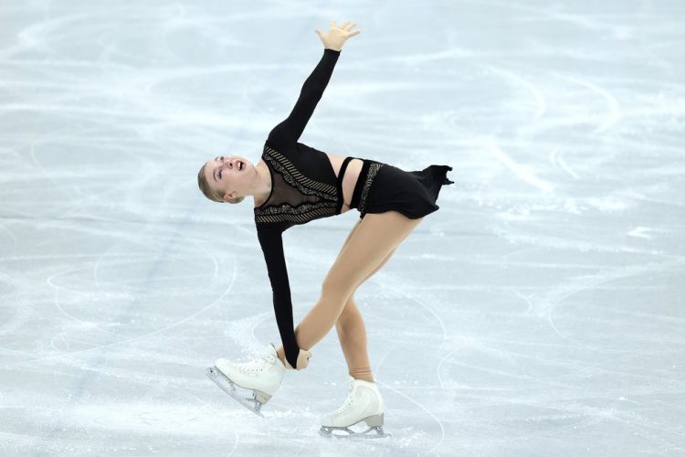 Perfectly Timed Photos of Figure Skaters